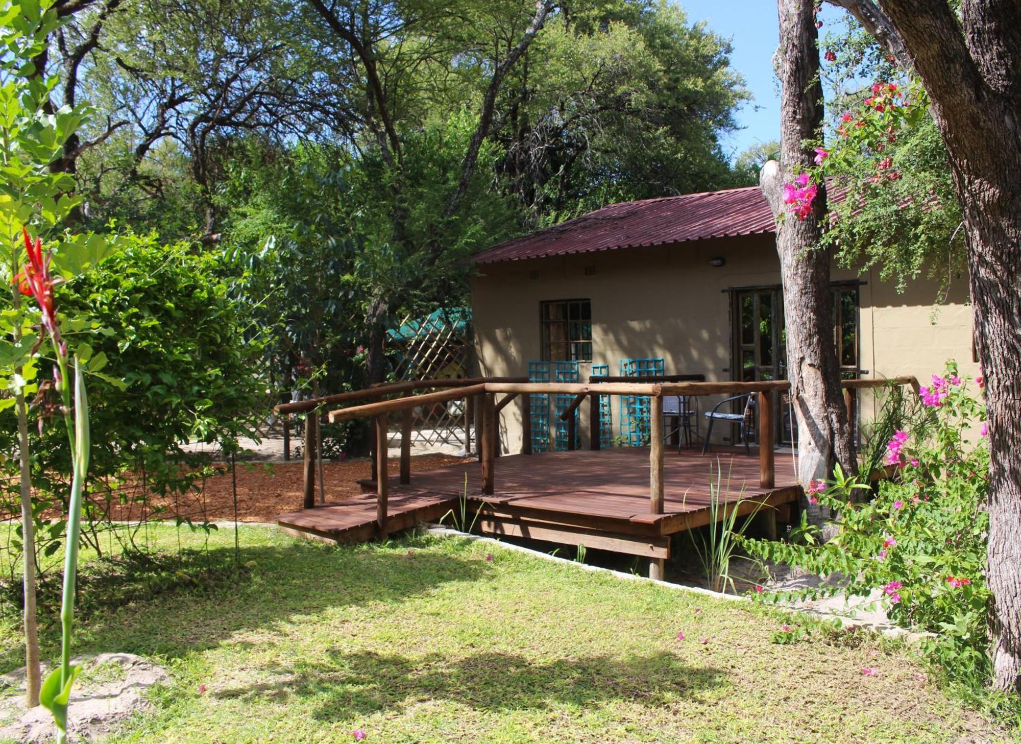 Acacia Cottage Maun Bagian luar foto