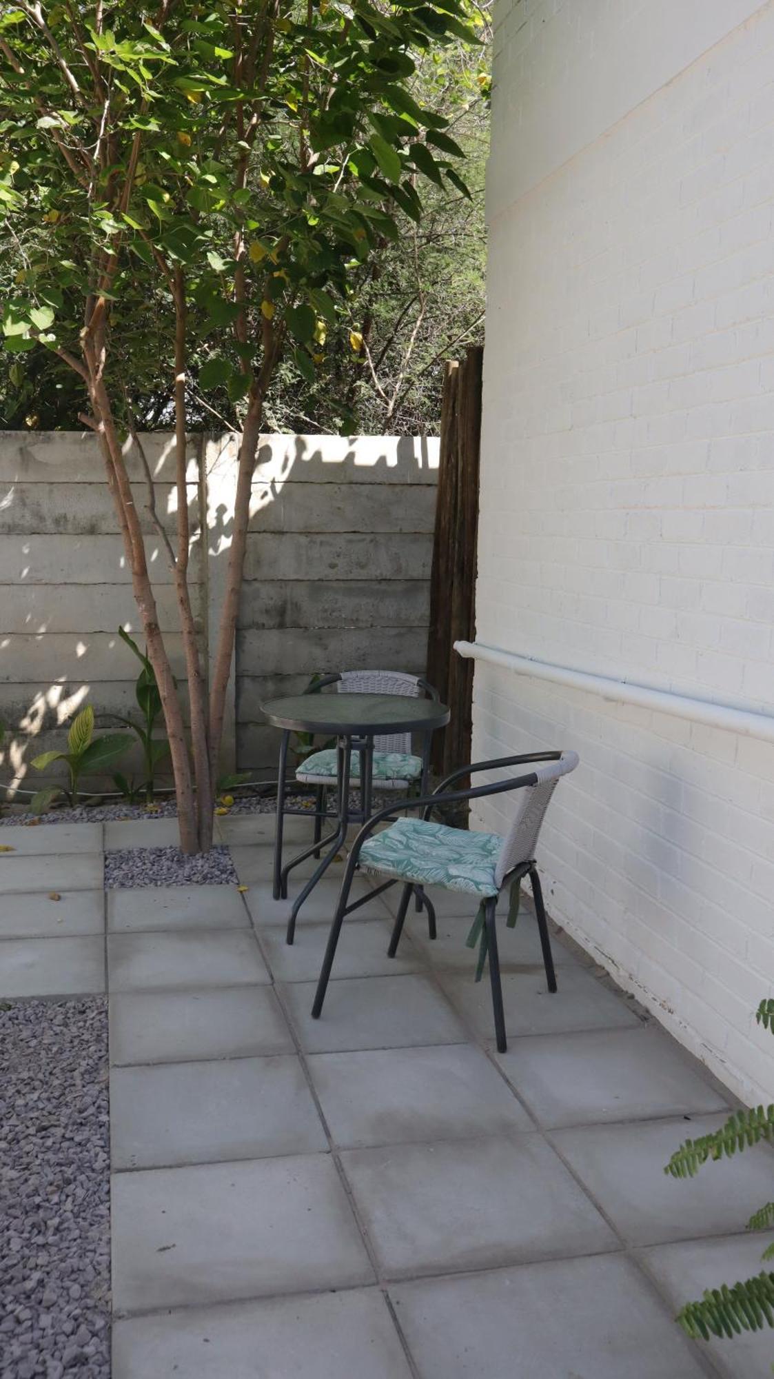 Acacia Cottage Maun Bagian luar foto